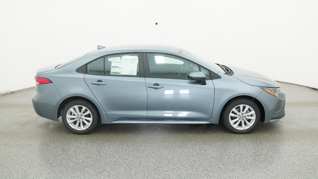 2026 Toyota Corolla LE photo 3