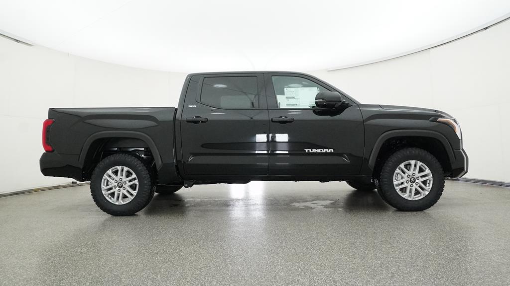 2025 Toyota Tundra SR5 - Photo 34