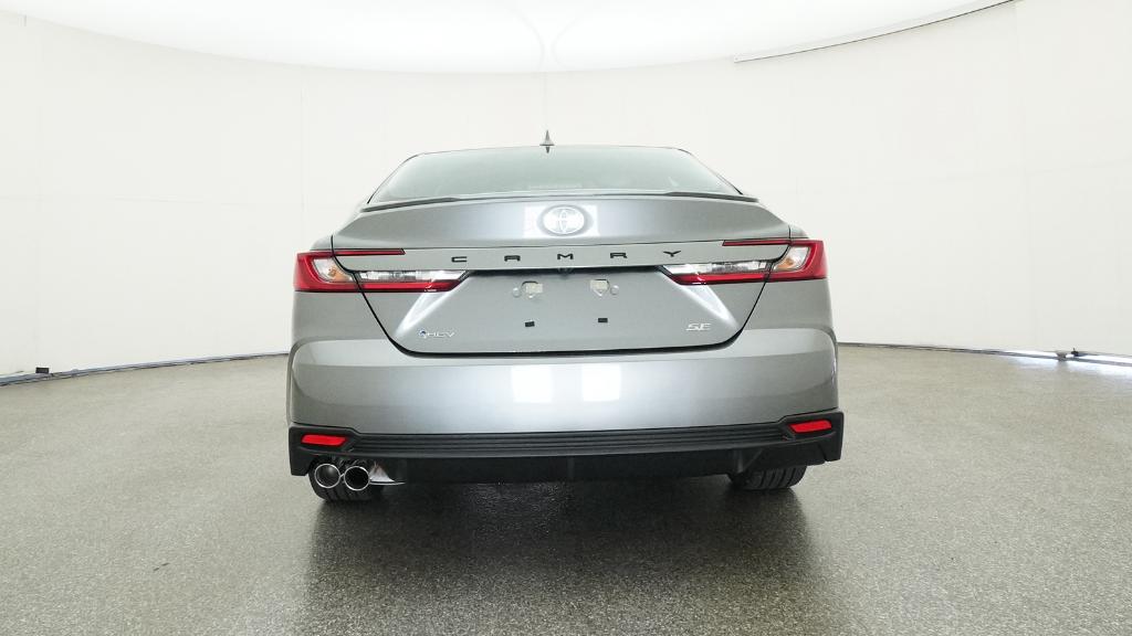 2026 Toyota Camry SE photo 3