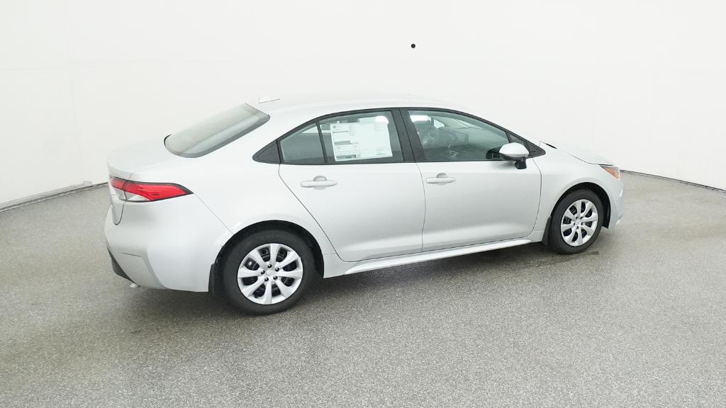 2026 Toyota Corolla LE photo 3