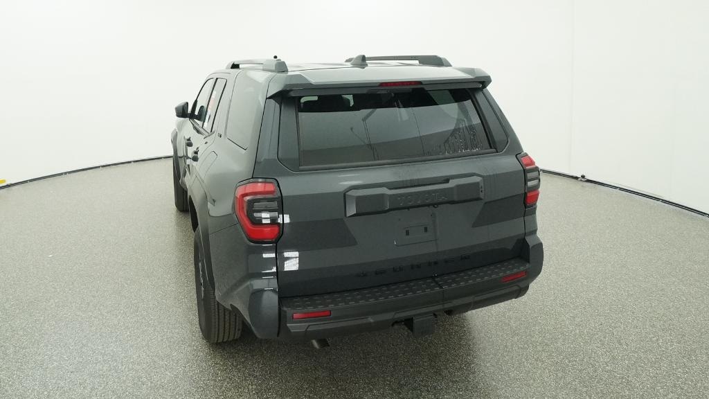 New 2025 Toyota 4Runner SR5 SUV