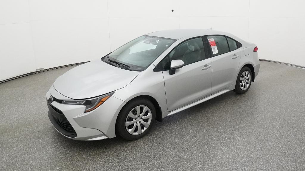 2026 Toyota Corolla LE's photo