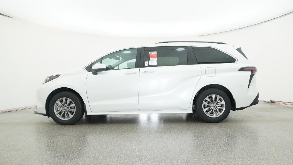 New 2025 Toyota Sienna XLE Van Passenger Van