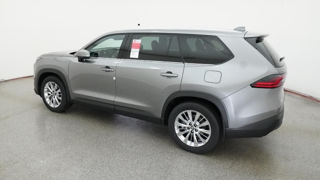 2026 Toyota Grand Highlander Platinum photo 2