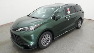 2026 Toyota Sienna XLE Van Passenger Van