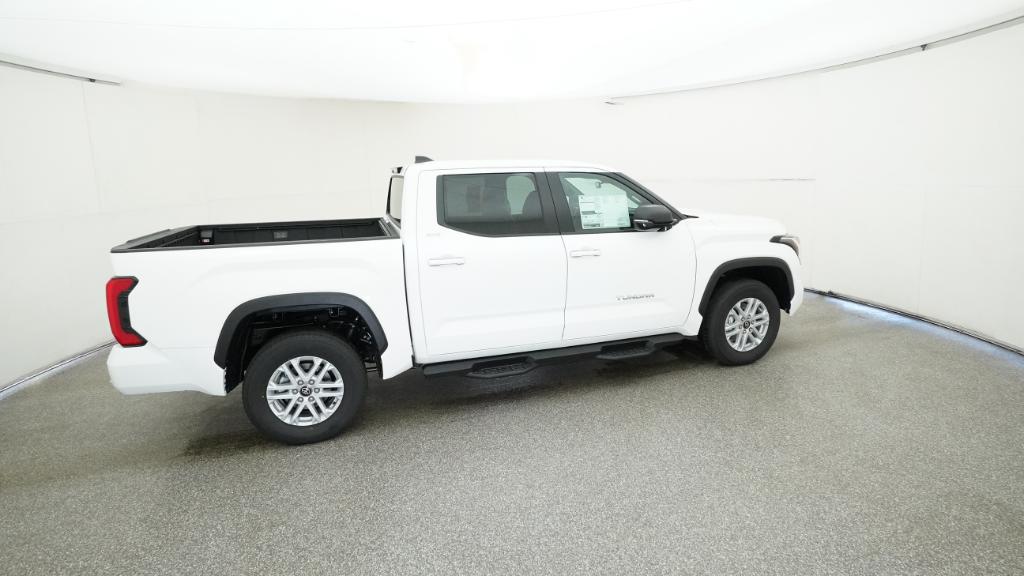 2026 Toyota Tundra SR5 CrewMax photo 23