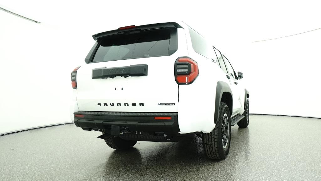 2025 Toyota 4Runner TRD Off-Road Premium photo 2