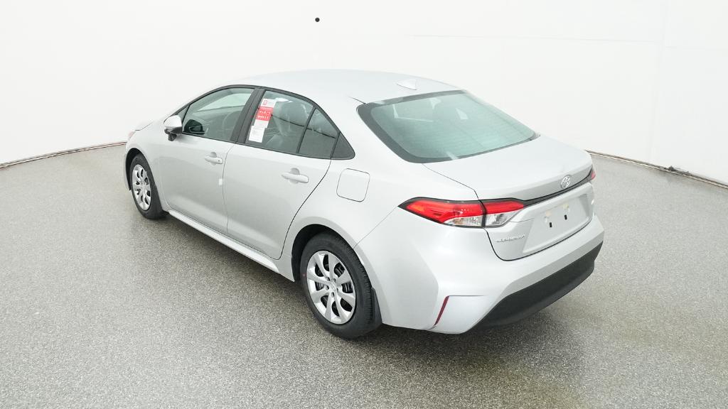 2026 Toyota Corolla LE photo 3