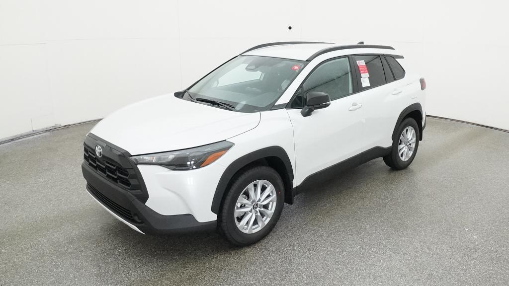 2026 Toyota Corolla Cross LE's photo