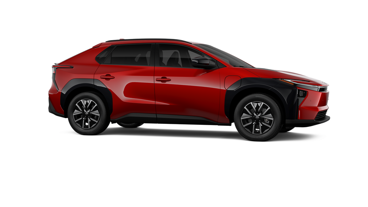 2026 Toyota bZ XLE - Photo 15