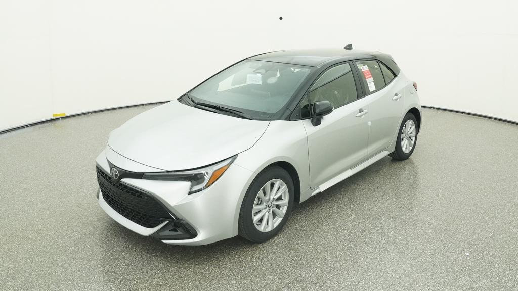 2026 Toyota Corolla Hatchback SE's photo