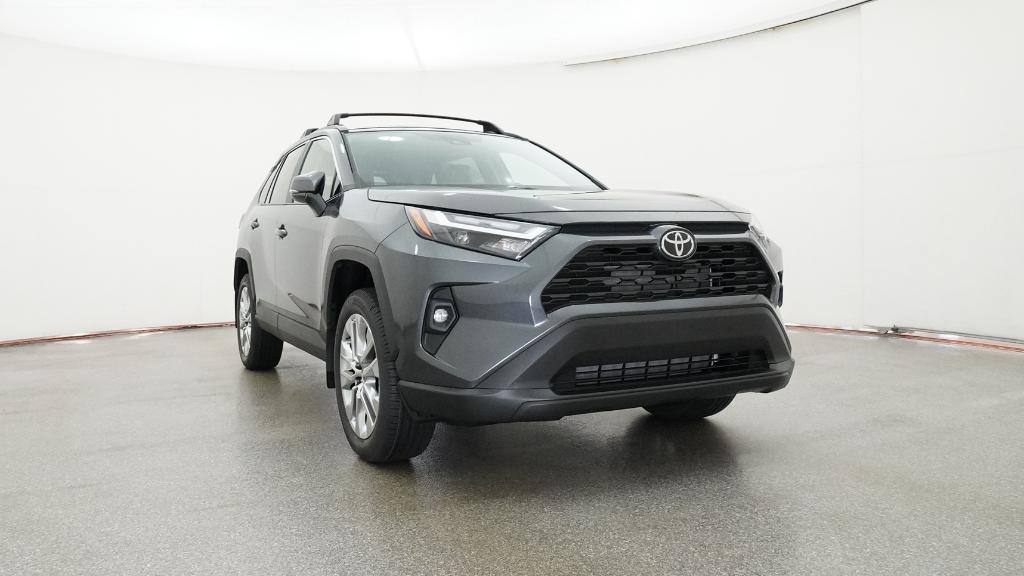 2025 Toyota RAV4 XLE Premium photo 3