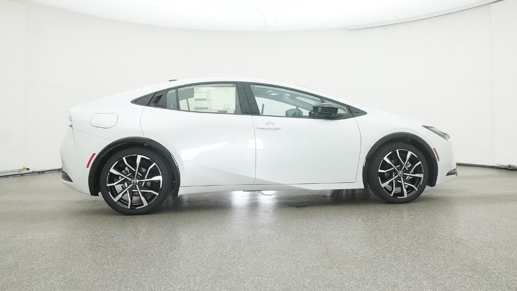 2026 Toyota Prius Plug-in Hybrid XSE Premium - Photo 27