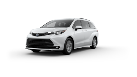2025 Toyota Sienna XLE 8 PASSENGER