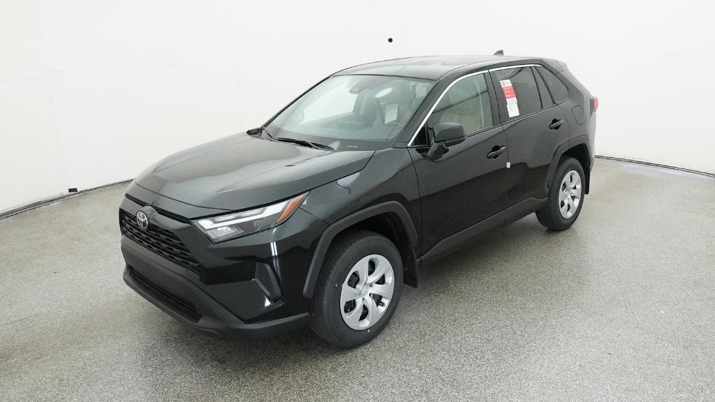 2025 Toyota RAV4 LE's photo