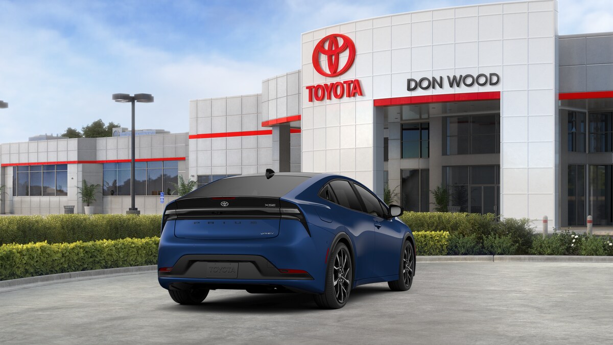 2026 Toyota Prius Plug-in Hybrid XSE Premium photo 7
