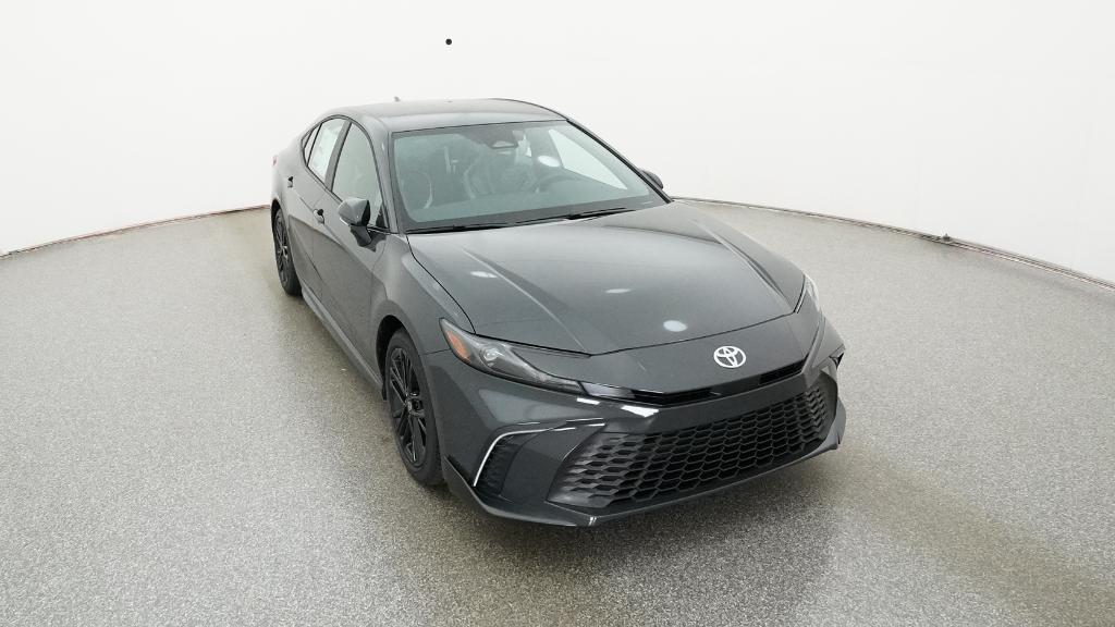 2026 Toyota Camry SE photo 4