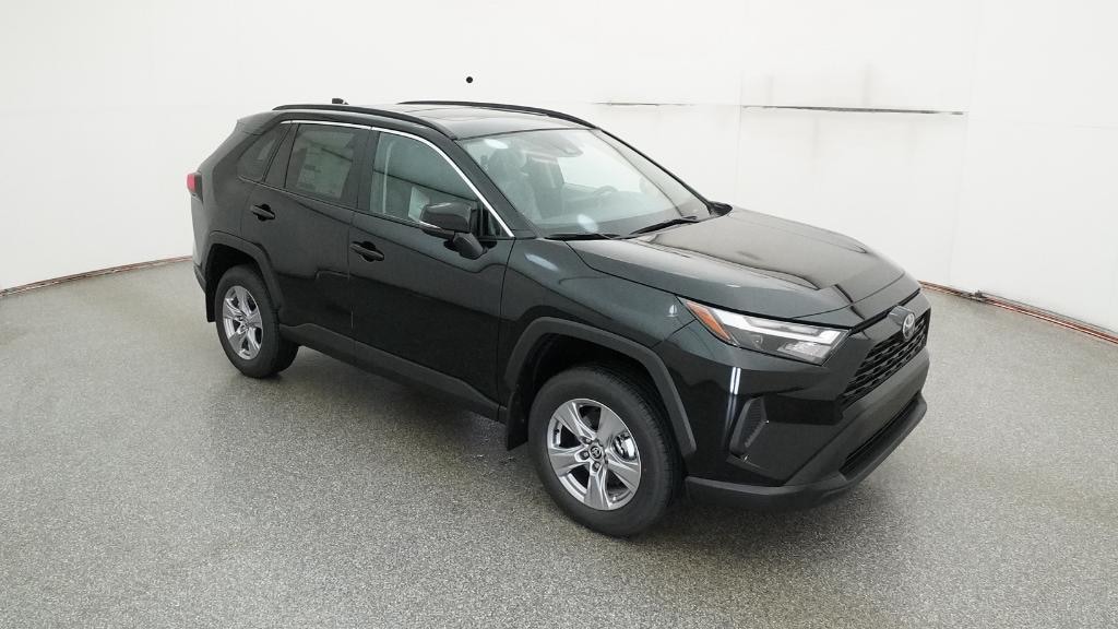 New 2025 Toyota RAV4 XLE XLE FWD SUV