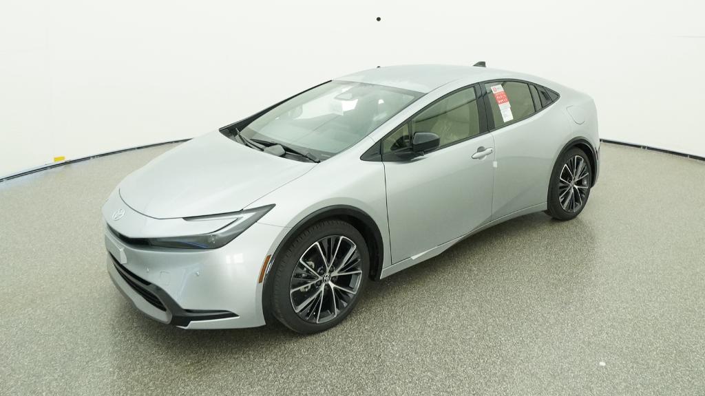 2026 Toyota Prius XLE's photo