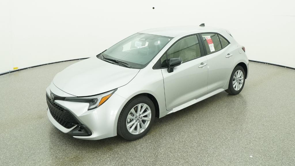 2026 Toyota Corolla Hatchback SE's photo