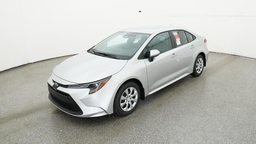 2026 Toyota Corolla LE's photo