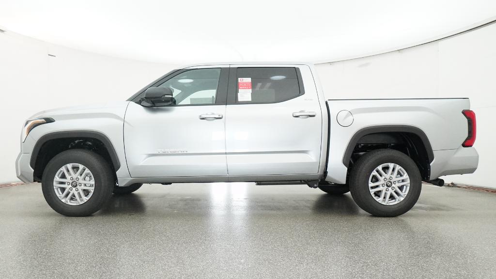 2026 Toyota Tundra SR5 - Photo 10
