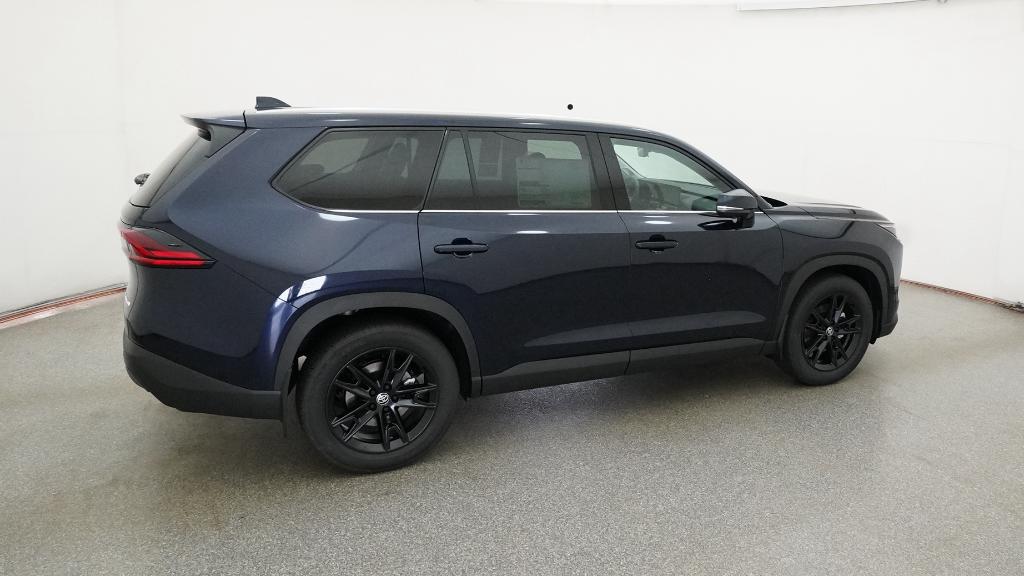 2026 Toyota Grand Highlander Platinum photo 3