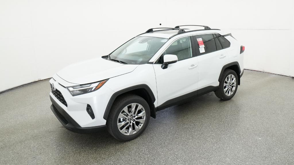 2025 Toyota RAV4 XLE Premium's photo