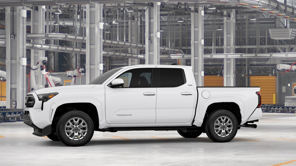 2025 Toyota Tacoma SR5 4x4 Double Cab photo 3