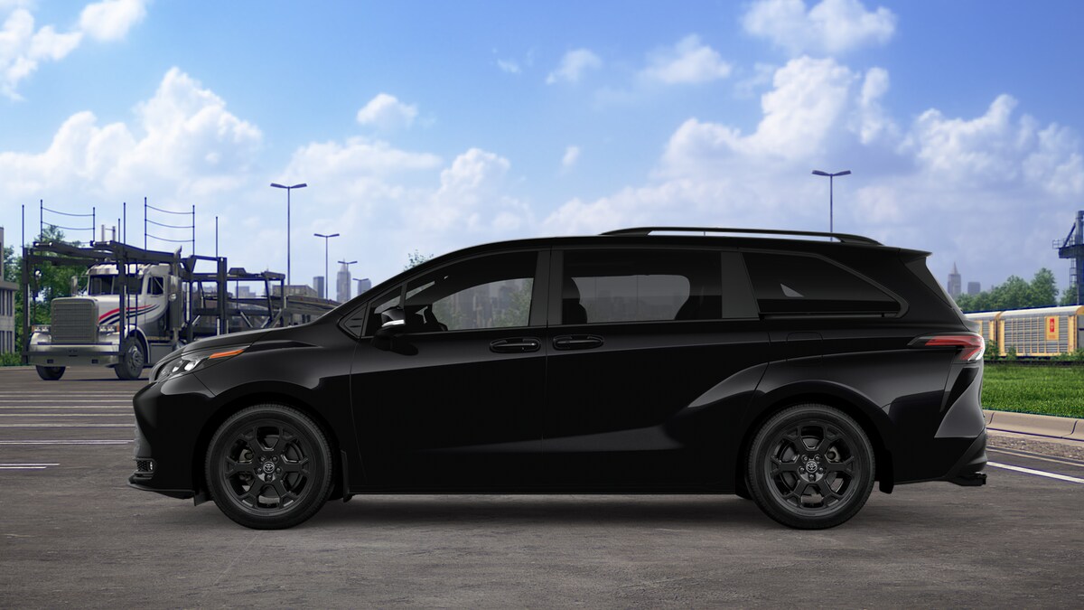 2026 Toyota Sienna Woodland Edition photo 4