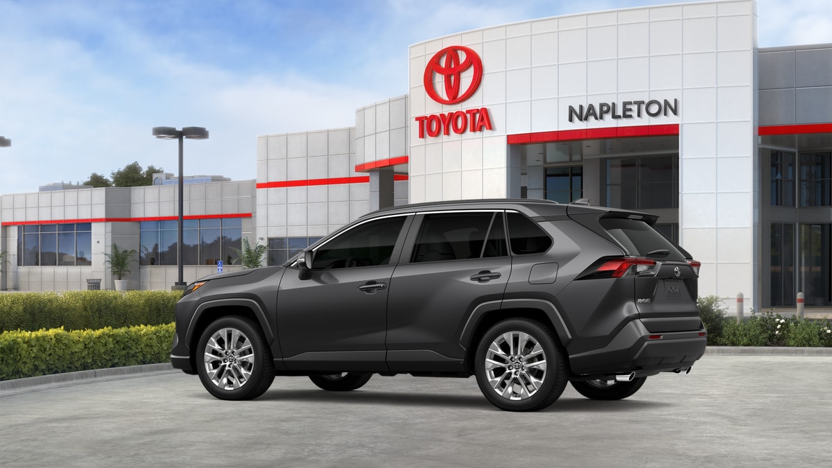 2025 Toyota RAV4 XLE Premium - Photo 38
