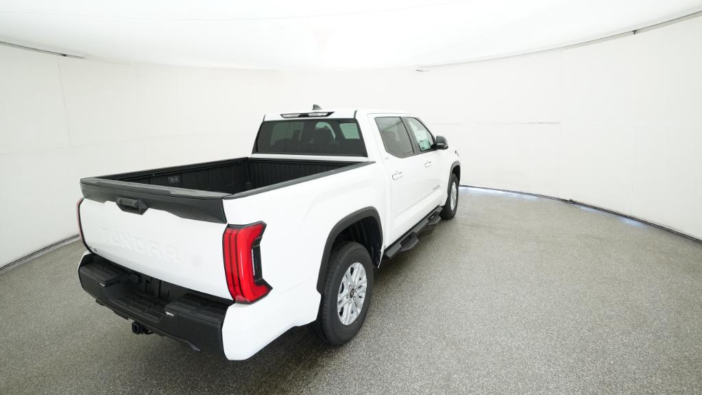 2026 Toyota Tundra SR5 CrewMax photo 29