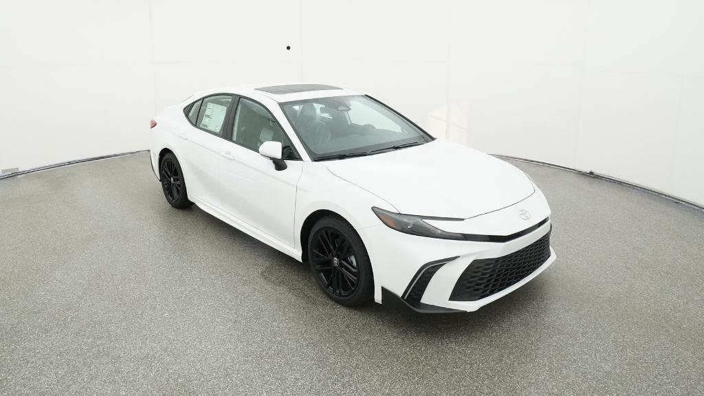 2026 Toyota Camry SE photo 4