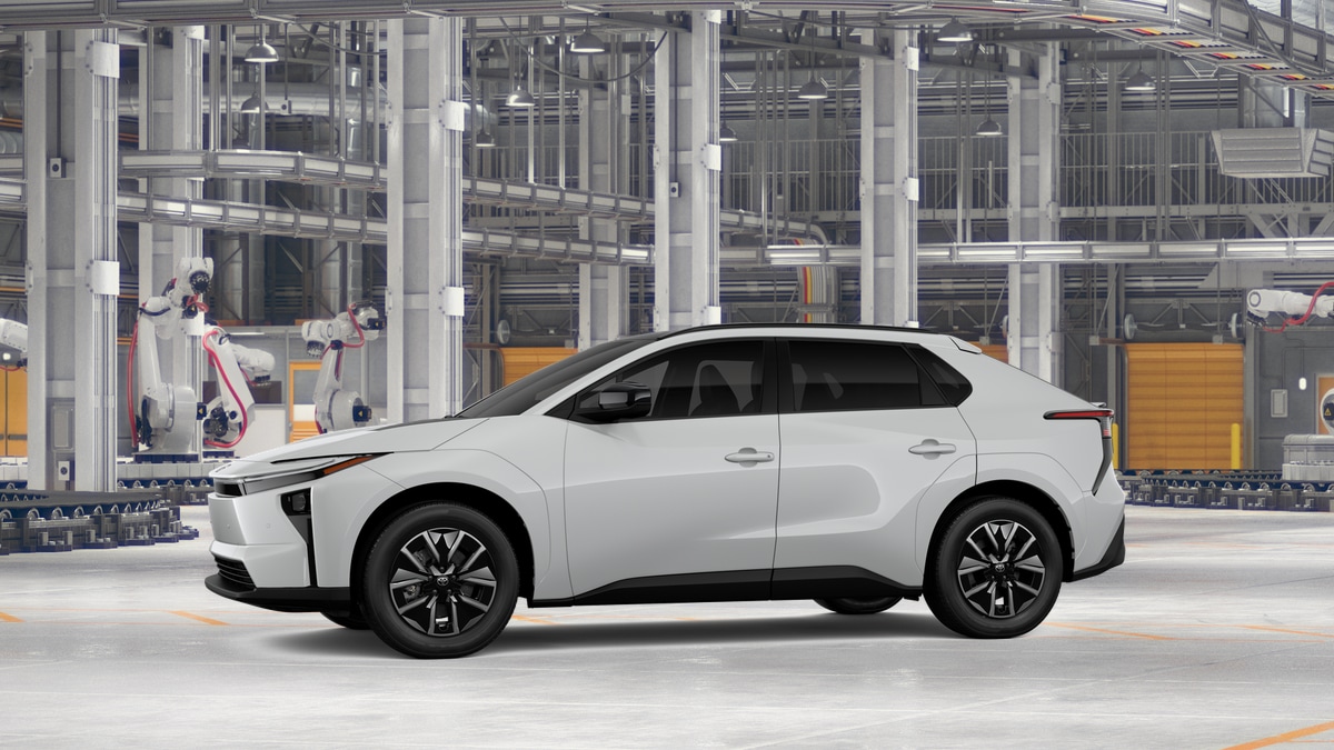 2026 Toyota bZ XLE - Photo 3