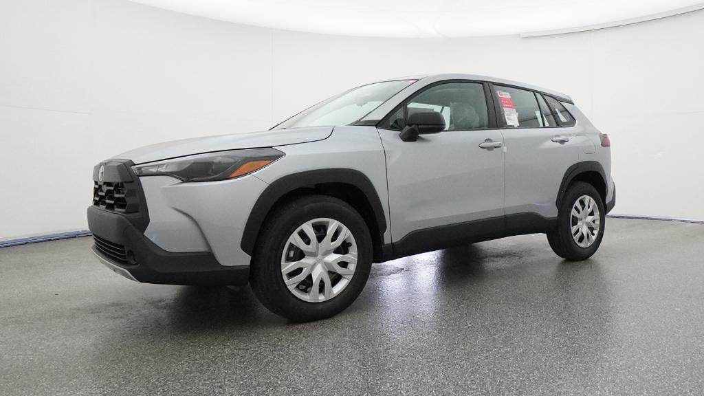 2026 Toyota Corolla Cross L photo 2