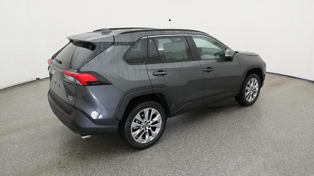 2025 Toyota RAV4 Premium XLE photo 3
