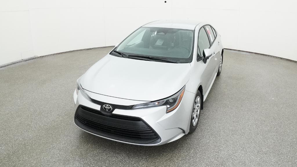2026 Toyota Corolla LE photo 3