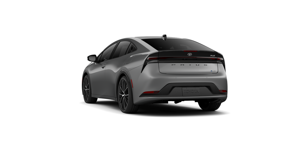 2026 Toyota Prius XLE - Photo 7