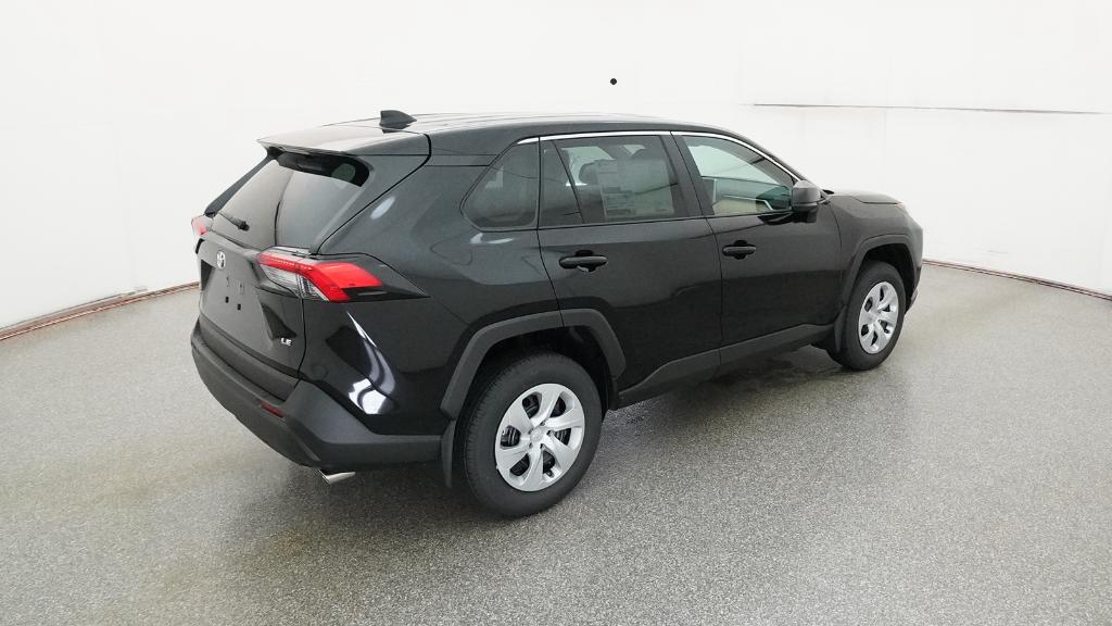 2025 Toyota RAV4 LE photo 4