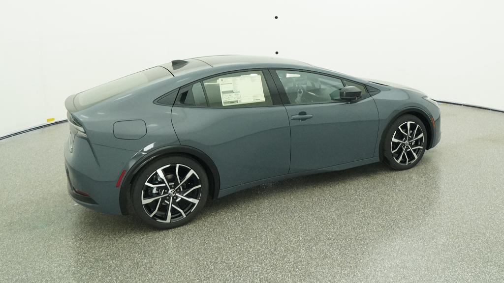 2026 Toyota Prius Plug-in Hybrid XSE Premium - Photo 14