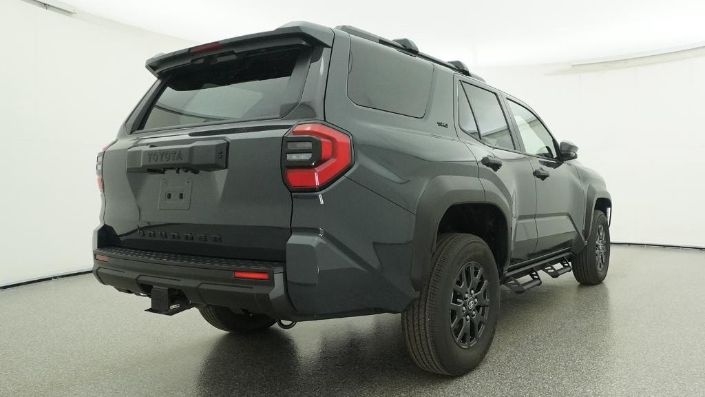 New 2026 Toyota 4Runner SR5 4WD SR5