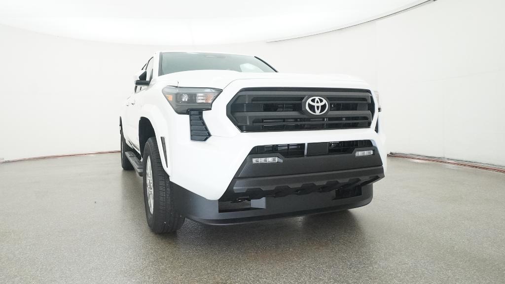 2025 Toyota Tacoma SR5 photo 6