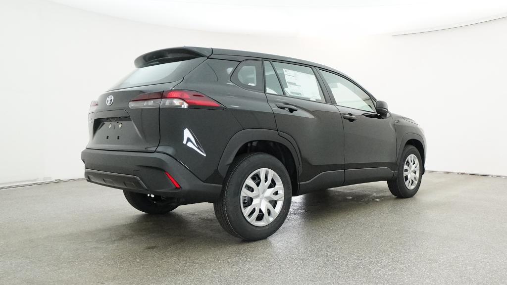 2026 Toyota Corolla Cross L photo 3