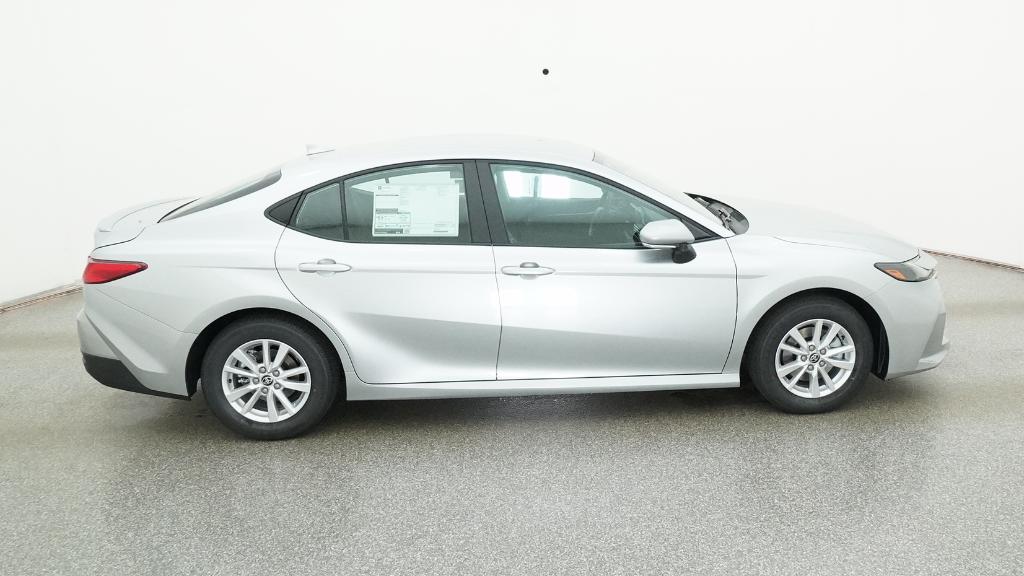 2026 Toyota Camry LE photo 3