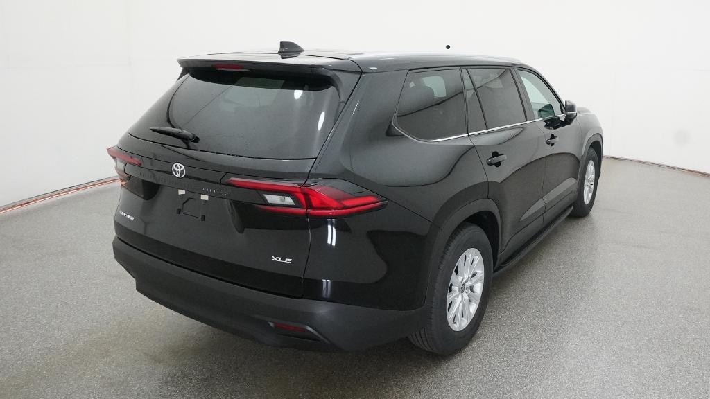 New 2026 Toyota Grand Highlander Hybrid XLE SUV