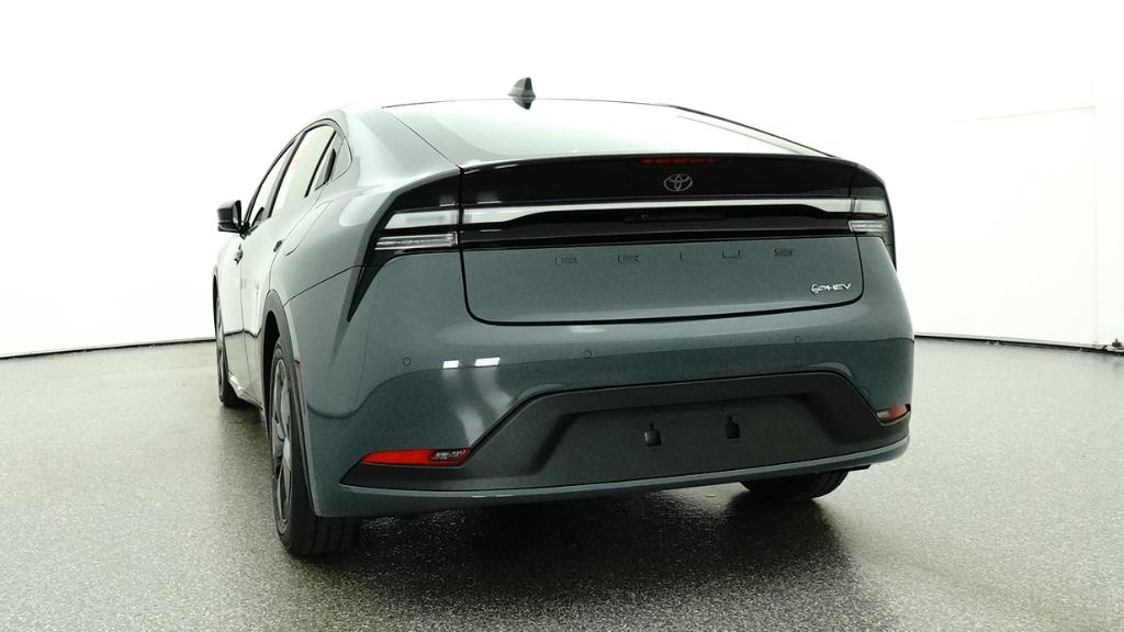 2026 Toyota Prius Plug-in Hybrid SE - Photo 39