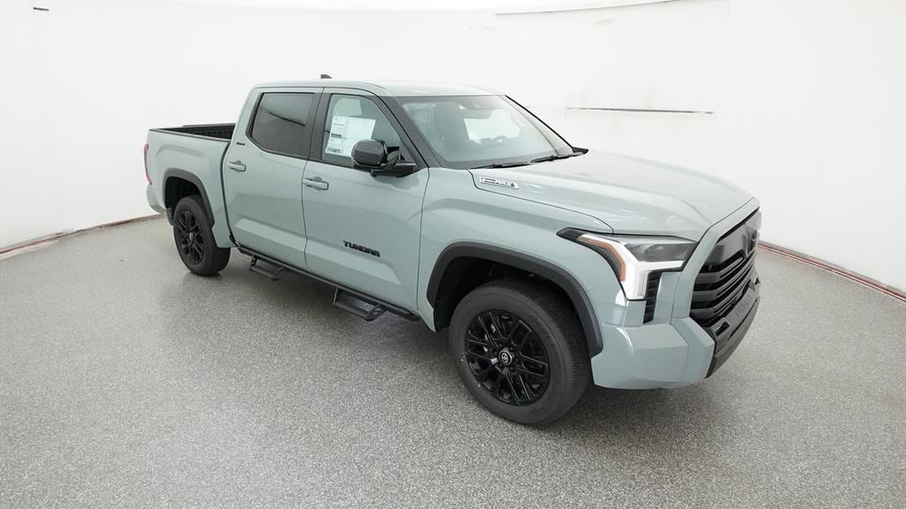 2025 Toyota Tundra Limited - Photo 22