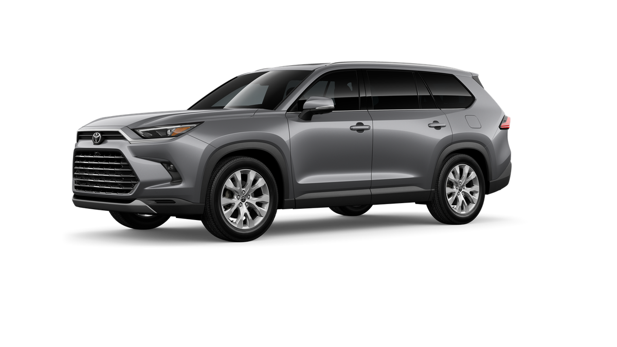 2026 Toyota Highlander Limited Hybrid photo 3