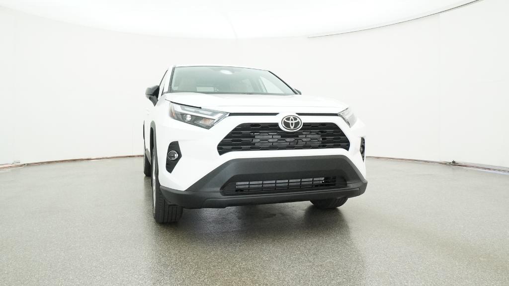 2025 Toyota RAV4 LE photo 2