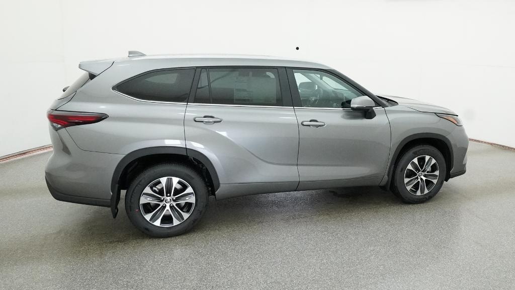 New 2026 Toyota Highlander XLE SUV